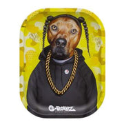 Bandeja G-Rollz Pets Rock Rap de 18 × 14 cm con perro de trenzas y cadena dorada sobre fondo amarillo