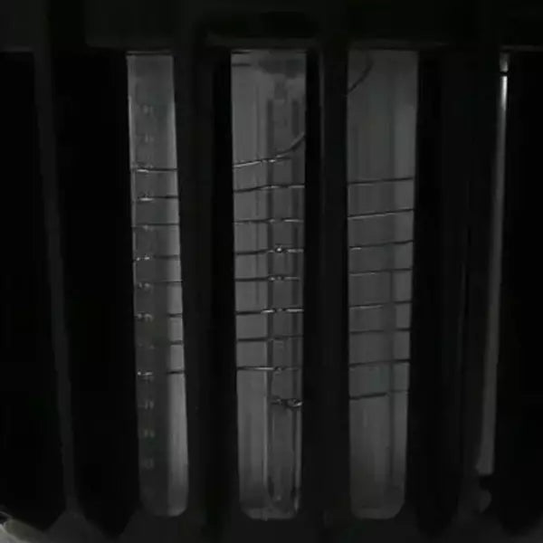 Bombilla LED Antimosquitos Nomadic 2 en 1